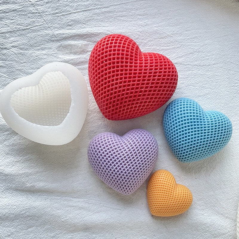 Silicone Candle Mold 3D Grid Heart Shape Scented Candle Soap Mould Mousse Chocalete Cake Mold Plaster Resin Ornament Making Tool