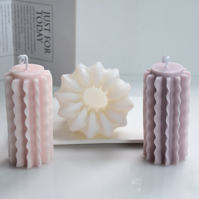 New Wavy Petal Pillar Candle Mold Home Decor Squiggle Unique Waving Design Wax Taper Patterned cylinder Candles Silicone Mould