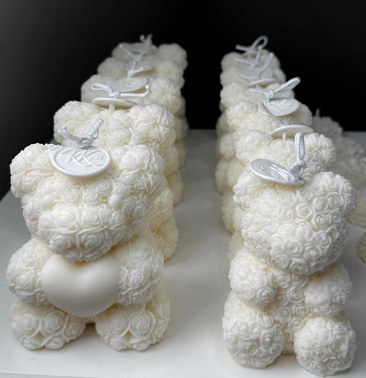 DIY Bear Candle Mold Flowers Foam Love Bear of Roses Candle Mould Chocolate Candy Cake Decor Mold for Wedding Valentine's Day