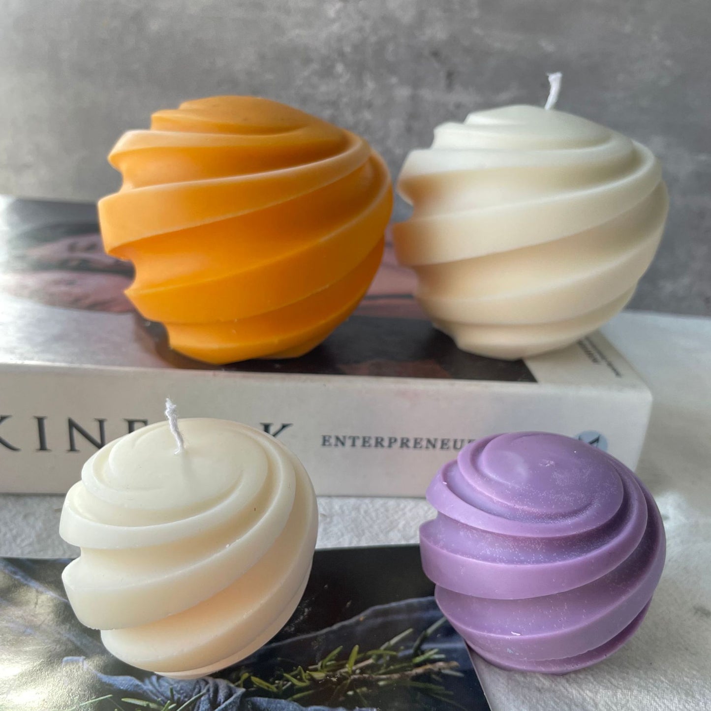 Screw Ball Scented Candle Mold Geometric Candle Mould DIY Handmade Candle Soap Make Wax Dessert Cake Mould Tool Home Decoration