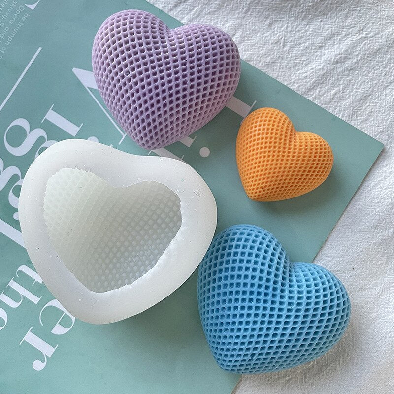 Silicone Candle Mold 3D Grid Heart Shape Scented Candle Soap Mould Mousse Chocalete Cake Mold Plaster Resin Ornament Making Tool
