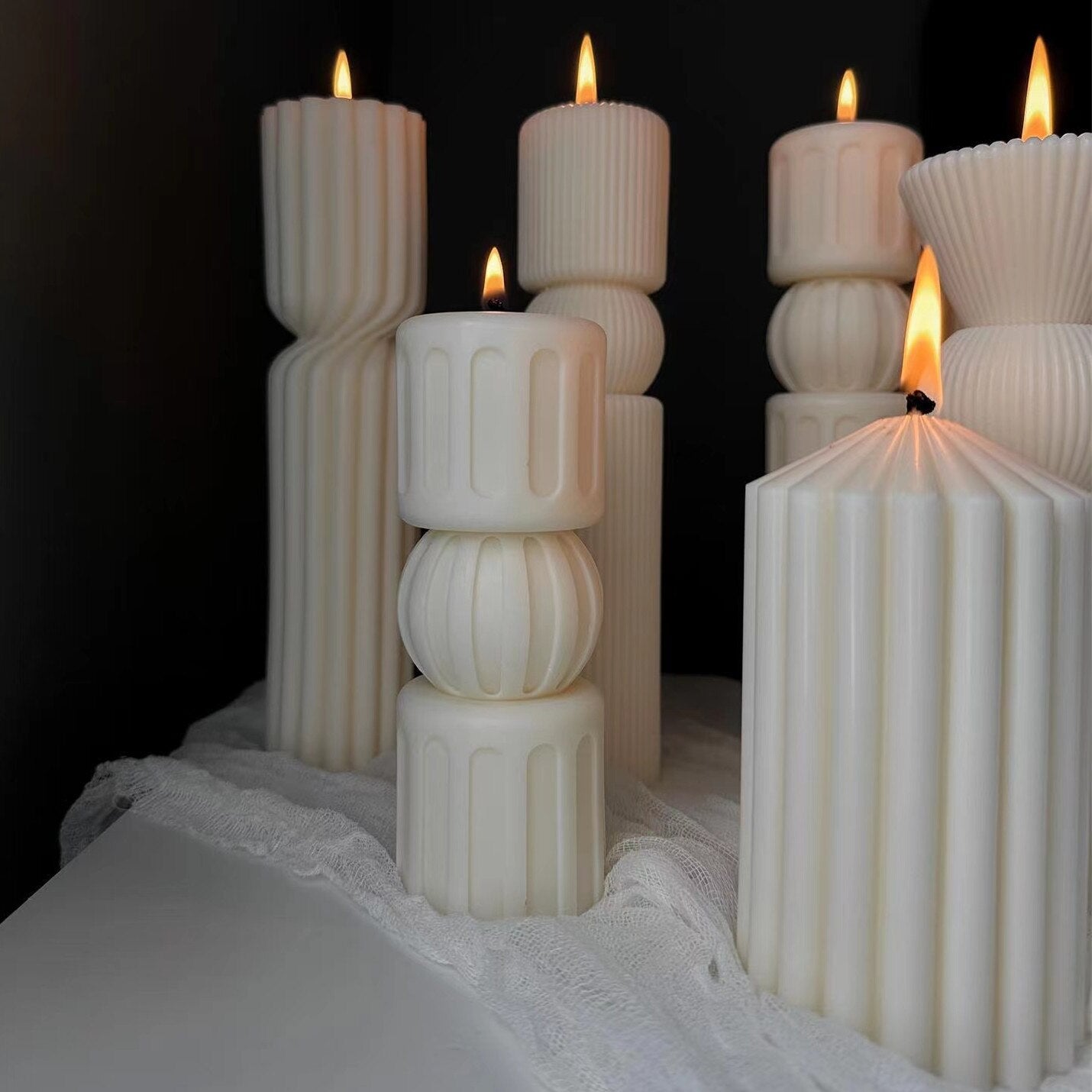 DIY New Cylindrical Tall Twirl Pillar Candle Mold Ribbed Aesthetic Twist Swirl Silicone Mould Geometric Striped Soy Wax Mold