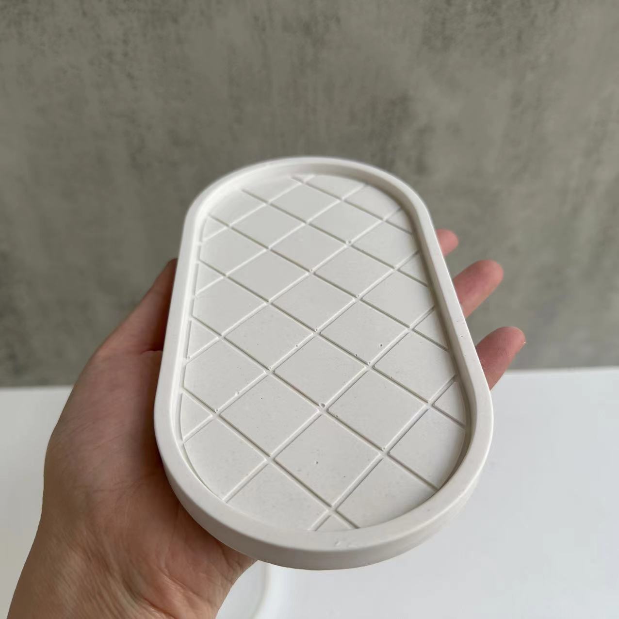 Checkerboard Round Storage Tray Silicone Mold Concrete Cement Geometric Pallet Mould DIY Round Coaster Resin Casting Molds