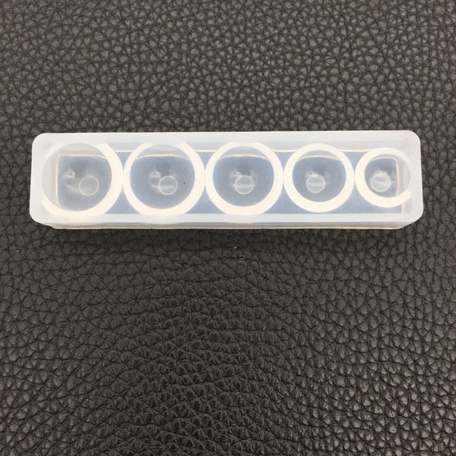 A variety of heart-shaped round oval rectangular silicone stud molds Mixed jewelry epoxy resin molds DIY jewelry making tools
