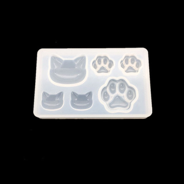 A variety of heart-shaped round oval rectangular silicone stud molds Mixed jewelry epoxy resin molds DIY jewelry making tools