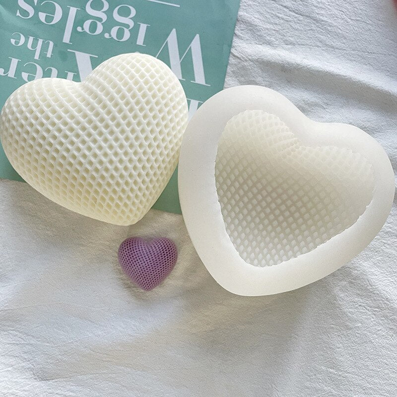 Silicone Candle Mold 3D Grid Heart Shape Scented Candle Soap Mould Mousse Chocalete Cake Mold Plaster Resin Ornament Making Tool