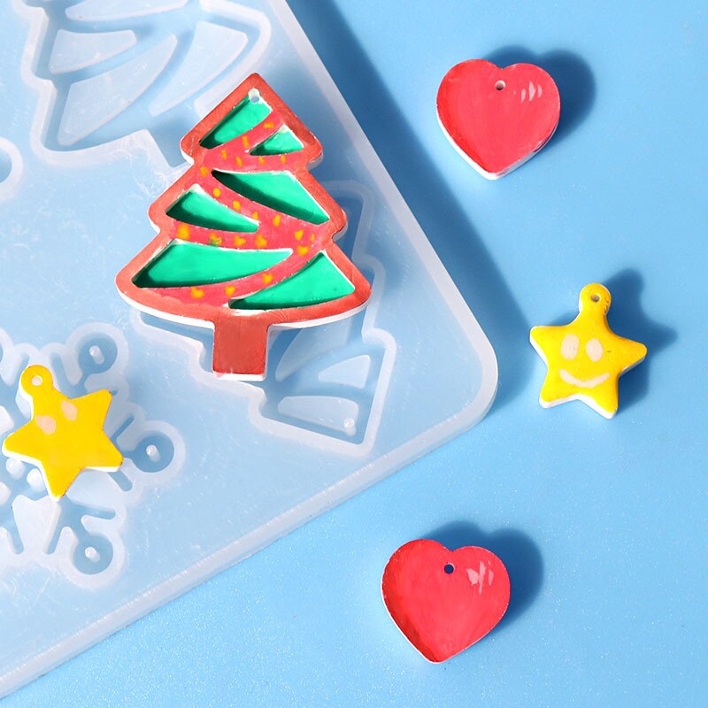 1PCS Christmas Ear Studs Resin Mold Crystal Epoxy Resin Mold Mini Heart Shaped Animal Mold DIY Craft Jewelry Earring Making Tool
